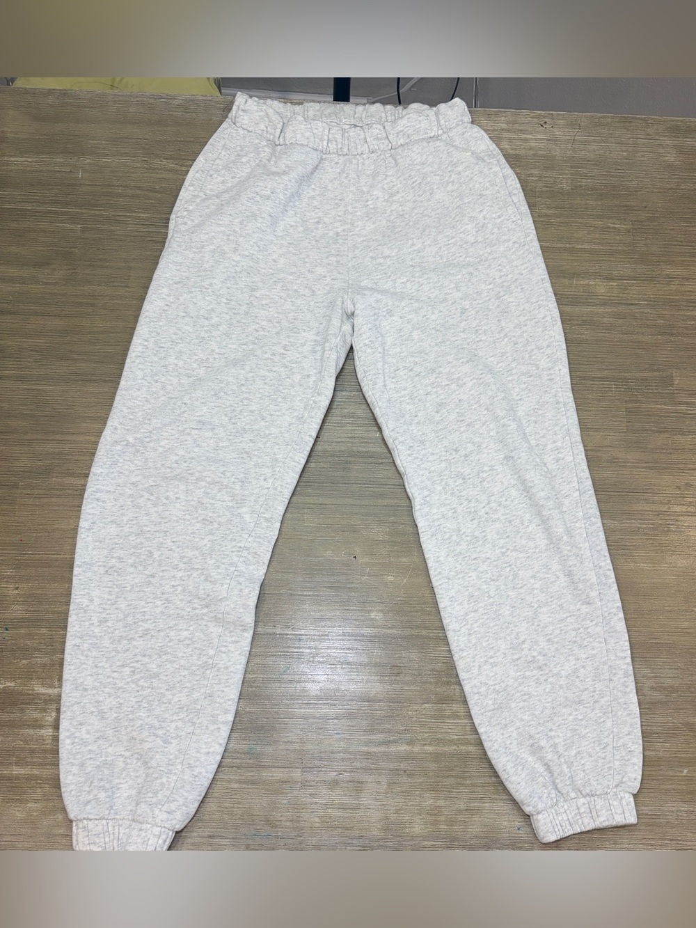 Hollister gray sweatpants jogger size XS